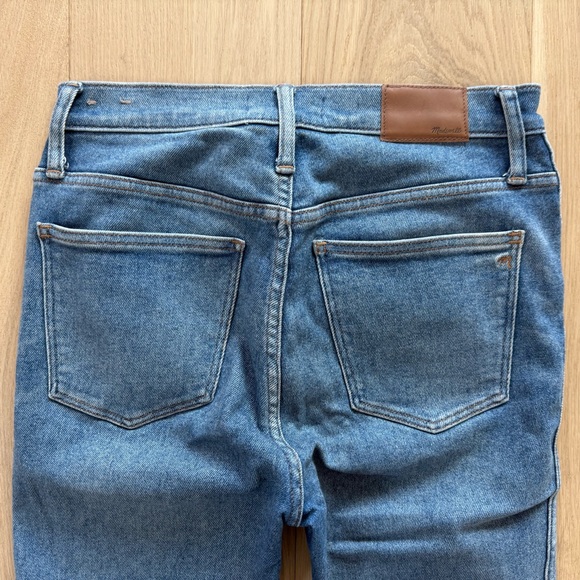 Madewell 10” High Rise Skinny Jeans - Vintage Wash Buttonfly Fray Hem 28 - Picture 6 of 7